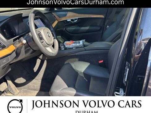 Used 2023 Volvo XC90 B6 Plus w/ Protection Package AWD/4WD image 7