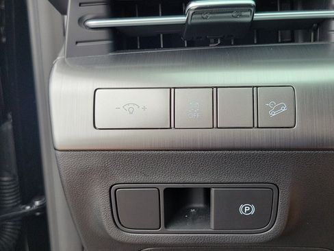 Used 2026 Hyundai Kona SEL Sport FWD image 13
