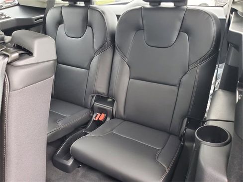 New 2026 Volvo XC90 B6 Ultra w/ Lounge Package image 33
