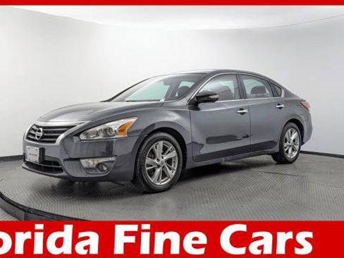 Used 2013 Nissan Altima 2.5 SL w/ Technology Pkg FWD image 1