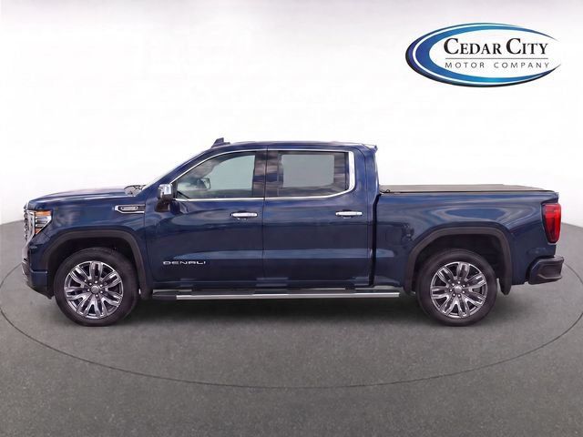 Used 2025 GMC Sierra 1500 Denali AWD/4WD image 7