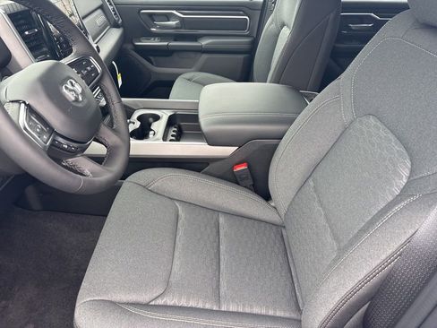 New 2026 RAM 1500 4x4 Crew Cab image 18