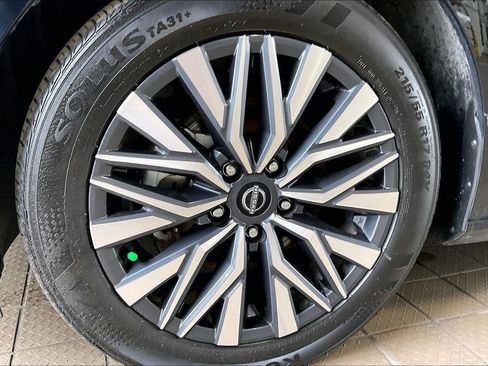 Used 2025 Nissan Altima 2.5 SV FWD image 30