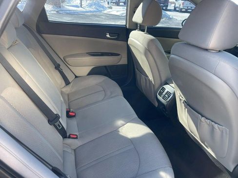 Used 2016 Kia Optima LX w/ Technology Package FWD image 9