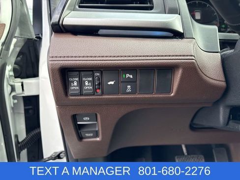 Used 2026 Honda Odyssey Touring image 13