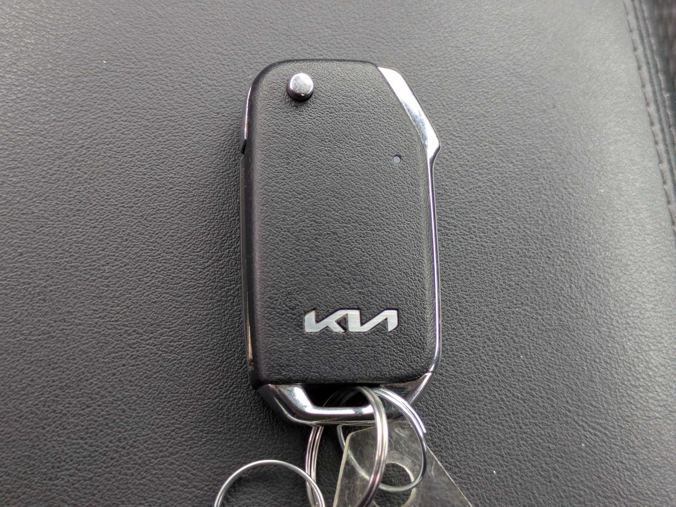 Certified 2023 Kia Sorento LX FWD image 27