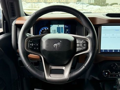 Used 2024 Ford Bronco Outer Banks image 43