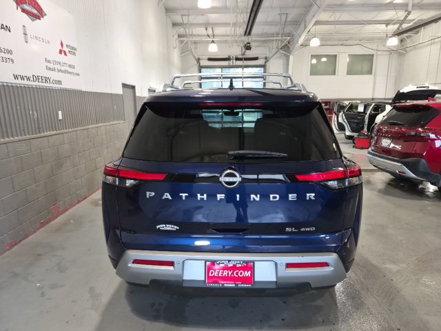 Certified 2025 Nissan Pathfinder SL AWD/4WD image 4