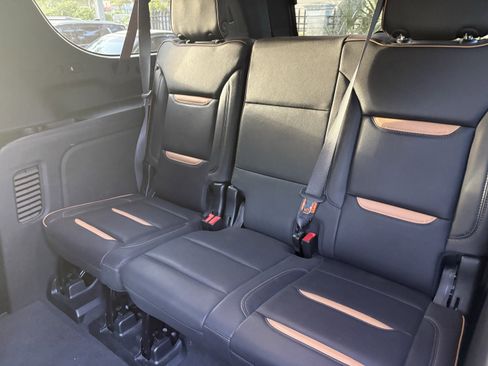 Used 2023 GMC Yukon XL AT4 w/ AT4 Premium Plus Package image 8