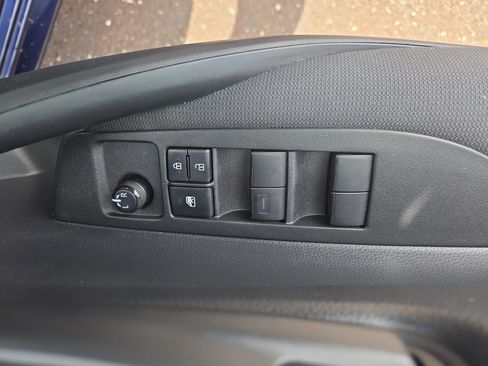 Used 2022 Toyota Corolla LE FWD image 26