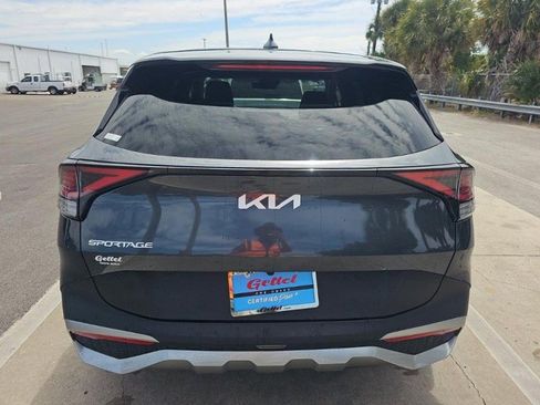 Used 2023 Kia Sportage EX FWD image 7