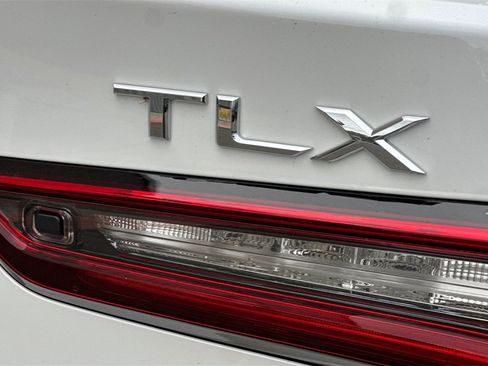 Certified 2025 Acura TLX w/ Technology Package image 27
