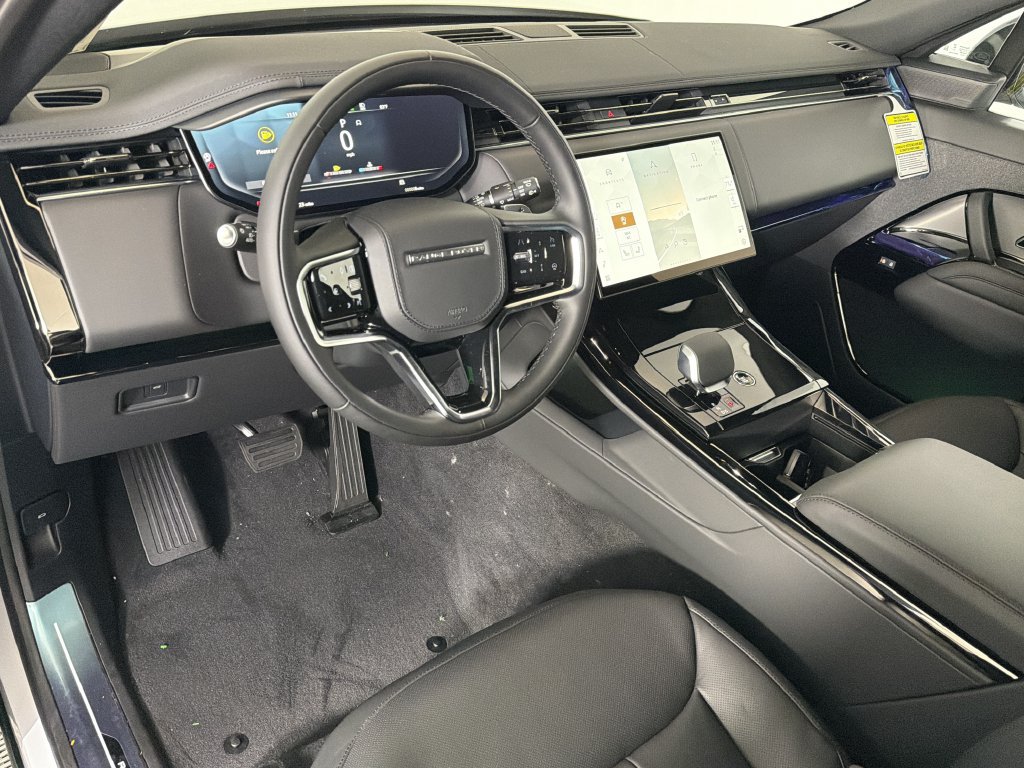 New 2027 Land Rover Range Rover Sport SE AWD/4WD image 4