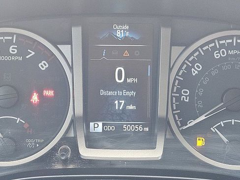 Used 2023 Toyota Tacoma SR5 w/ Technology Package image 18