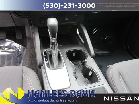 Used 2023 Nissan Frontier SV w/ Tow Package image 17