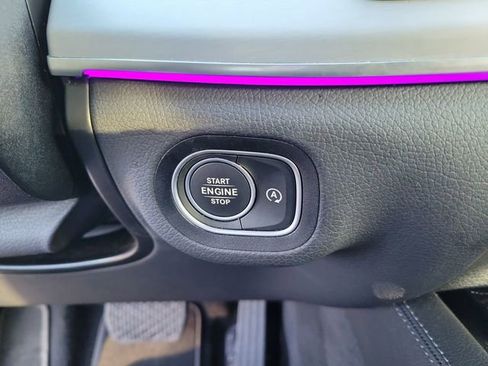 Used 2025 Mercedes-Benz GLS 450 GLS 450 image 27