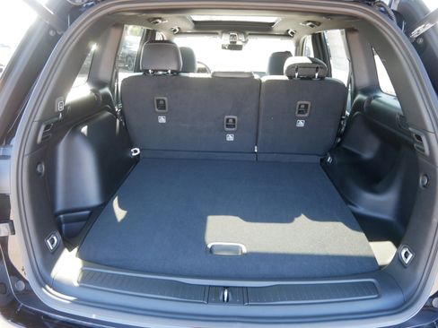 New 2025 Jeep Grand Cherokee Limited image 3