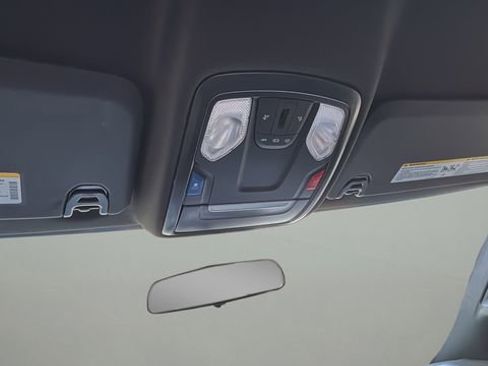 Used 2024 RAM 2500 Tradesman w/ Chrome Appearance Group image 24