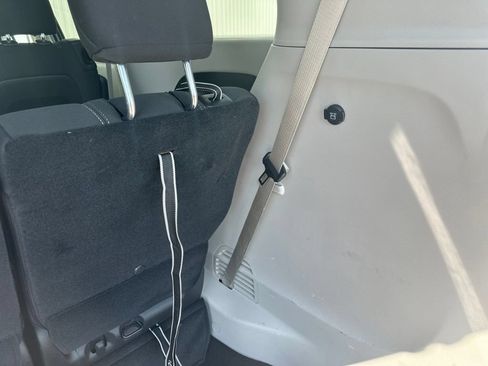 Used 2024 Chrysler Voyager LX FWD image 23