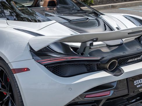 Used 2020 McLaren 720S Luxury image 42