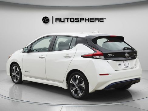 Used 2018 Nissan Leaf SV image 7