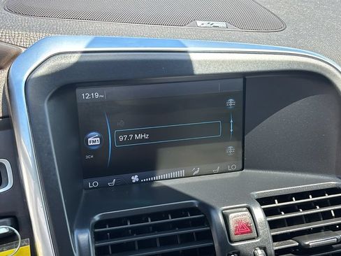 Used 2013 Volvo XC60 T6 AWD/4WD image 18
