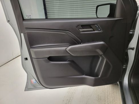 Used 2024 Chevrolet Colorado W/T image 21