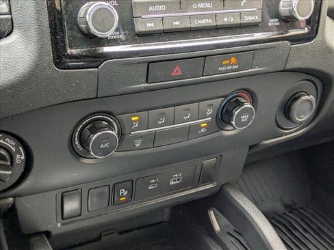 Used 2022 Nissan Frontier S w/ Technology Package image 14
