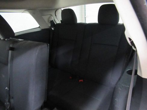 Used 2010 Dodge Journey SXT w/ Flexible Seating Group image 16