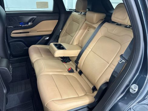 Used 2022 Lincoln Corsair Reserve w/ Elements Package image 14