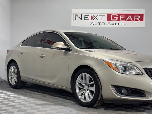 Used 2016 Buick Regal Premium image 2
