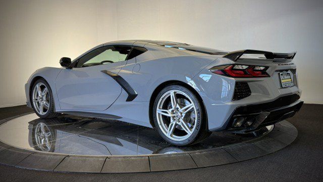 Used 2024 Chevrolet Corvette Stingray Premium Cpe w/ Z51 Performance Package RWD image 21
