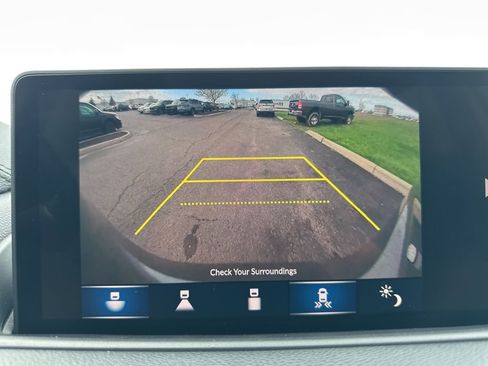 Used 2023 Acura MDX SH-AWD image 33