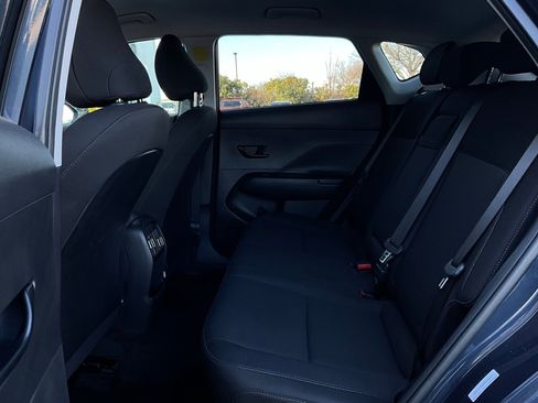 Used 2025 Hyundai Kona SEL image 12