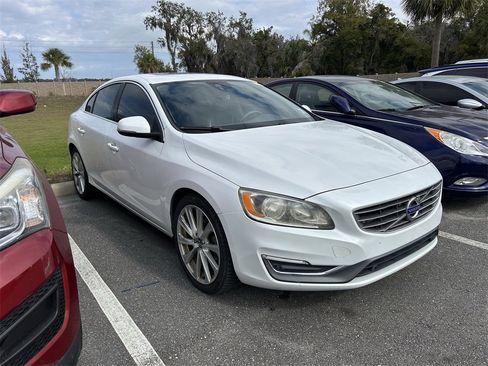 Used 2018 Volvo S60 T5 Inscription image 6