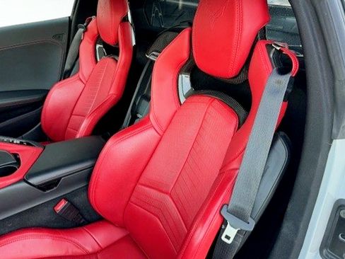 Used 2022 Chevrolet Corvette 2LT w/ Z51 Performance Package image 10