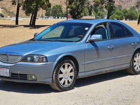 Used 2004 Lincoln LS image 2