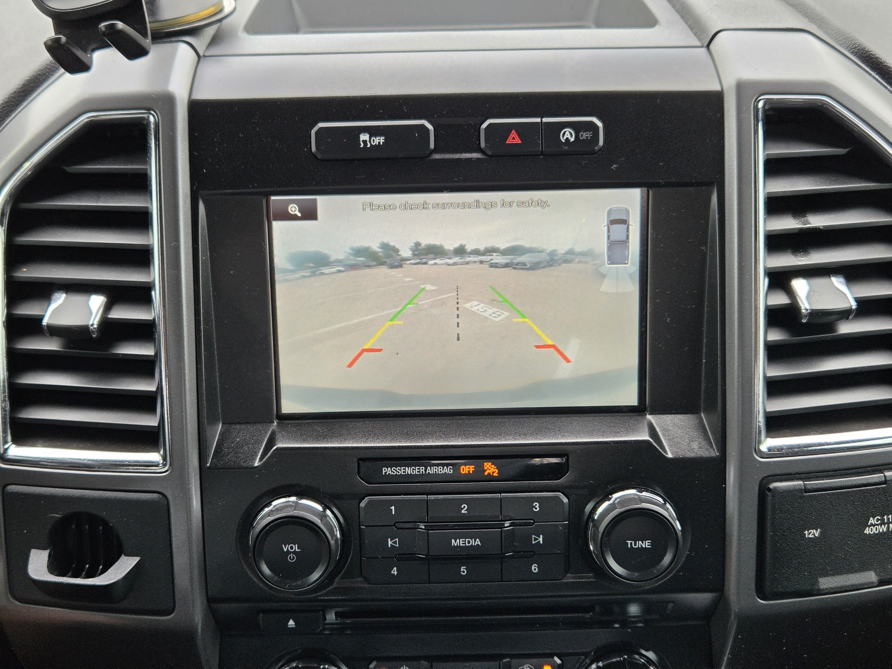 Used 2015 Ford F150 XLT w/ Equipment Group 302A Luxury RWD image 11