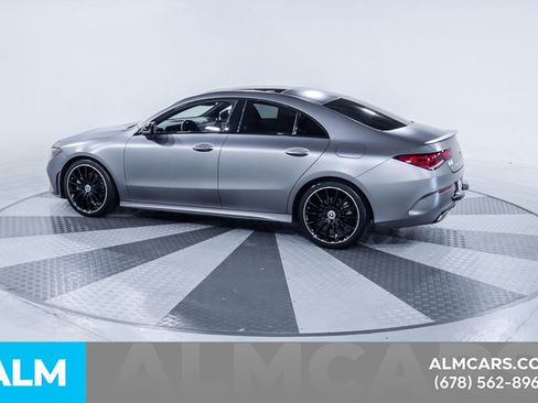 Used 2022 Mercedes-Benz CLA 250 w/ AMG Line image 5