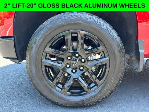 Used 2026 Chevrolet Silverado 1500 LT Trail Boss w/ Safety Package AWD/4WD image 2