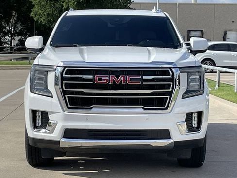 Used 2024 GMC Yukon SLT AWD/4WD image 8
