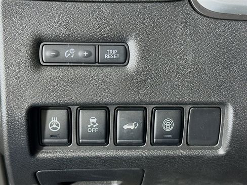 Used 2023 Nissan Murano SL w/ Cargo Package FWD image 16