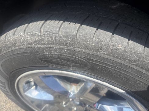 Used 2012 Jeep Liberty Sport image 3