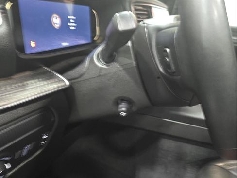 Used 2024 Jeep Wagoneer L Series II w/ Flexible Seating Group image 12