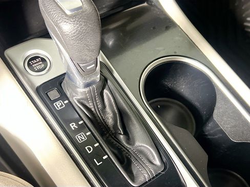 Used 2021 Nissan Altima 2.5 SV image 22