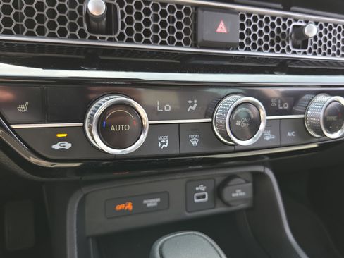 Certified 2024 Honda Civic EX image 23