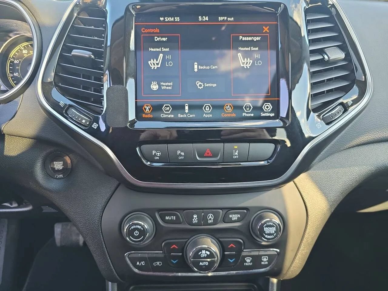 Used 2022 Jeep Cherokee Limited AWD/4WD image 19