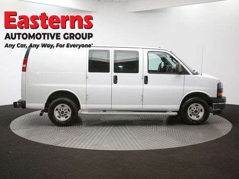 Used 2020 GMC Savana 2500 w/ Driver Convenience Package RWD image 40