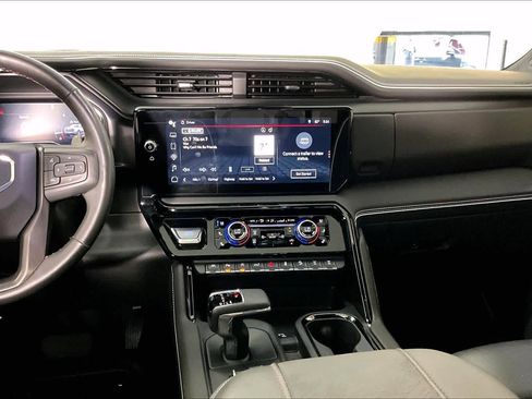 Certified 2025 GMC Sierra 1500 AT4X image 6