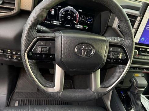 Used 2024 Toyota Sequoia Limited image 20